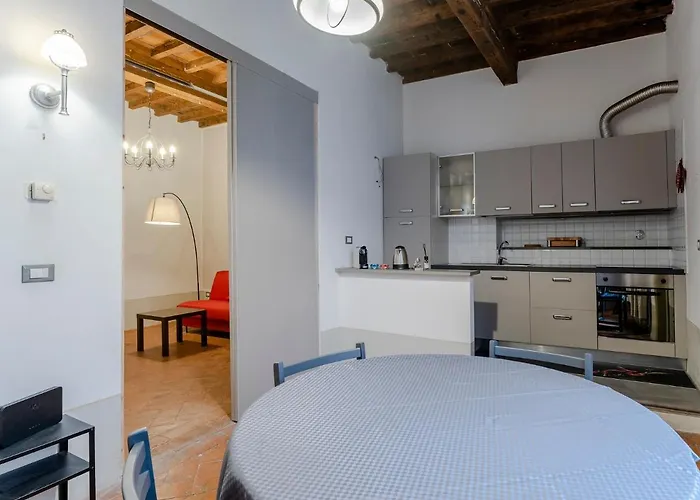 Centro Sant'Ambrogio Flat